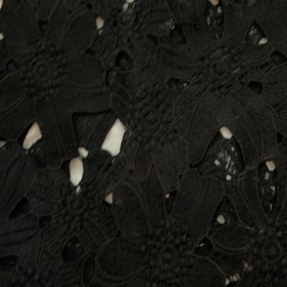 Lace top - Picture 3 of 3